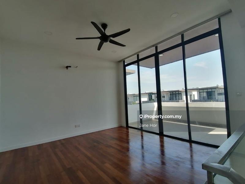 3-storey Terraced House for Sale in 16 Sierra, Puchong by Jane Hor - iProperty.com.my