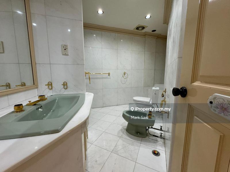 Bungalow House for Sale in Batu Feringghi, Penang by Mark Saw - iProperty.com.my