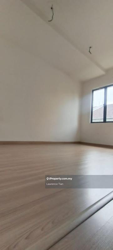 Rumah Teres 2-Tingkat untuk Dijual di Pekan Semenyih, Semenyih oleh Lawrence Tian - iProperty.com.my