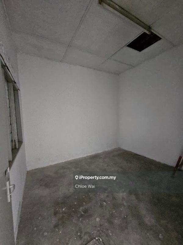 Rumah Berangkai 1 Tingkat untuk Dijual di Happy Garden, Kuchai Lama oleh Chloe Wai - iProperty.com.my