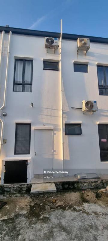 Rumah Berangkai 2 Tingkat untuk Dijual di Bandar Sri Sendayan, Negeri Sembilan oleh Abby Tan - iProperty.com.my