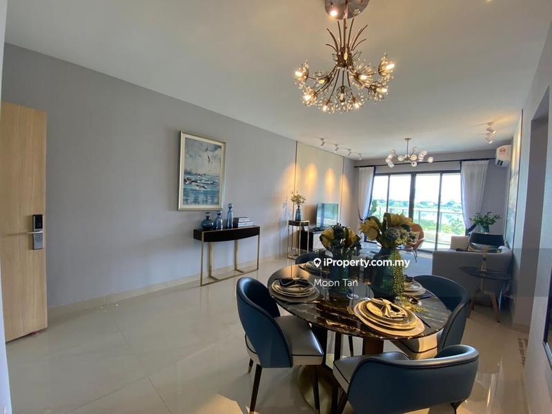 For Sale - Baron Residence @ Lake City