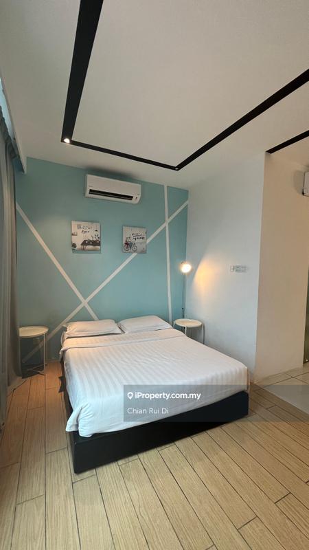 For Rent - Manhattan Suites @ ITCC