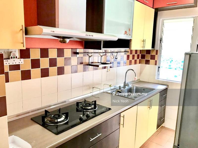 For Sale - Perdana Exclusive