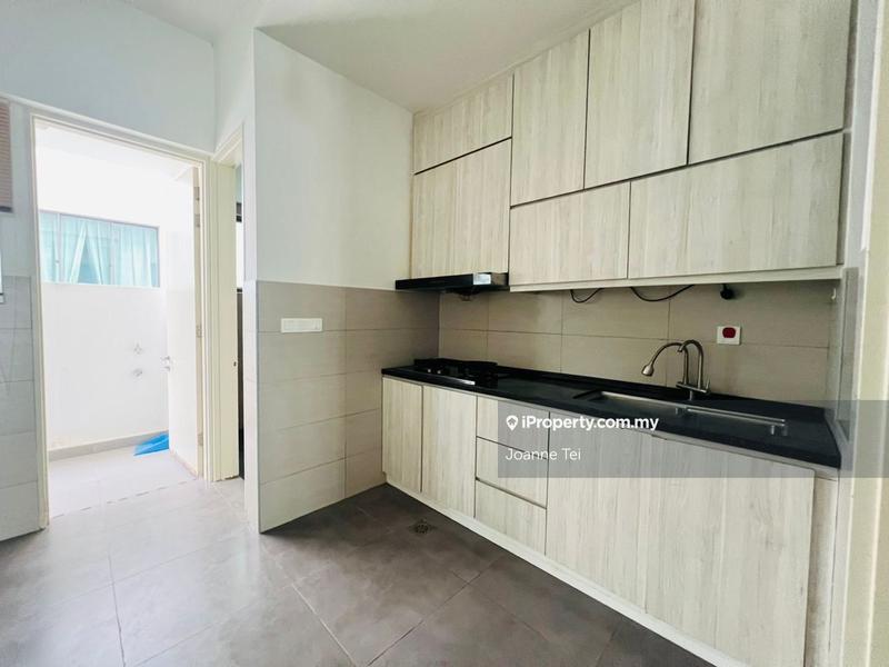 3-storey Terraced House for Sale in LakePoint Residence, Cyberjaya by Joanne Tei - iProperty.com.my