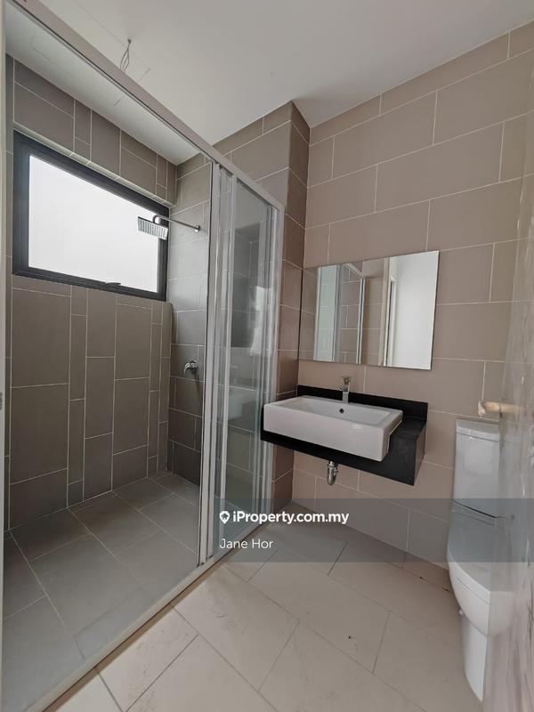 Rumah Berangkai 3 Tingkat untuk Dijual di 16 Sierra, Puchong oleh Jane Hor - iProperty.com.my