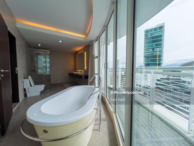 For Rent - Gurney Paragon