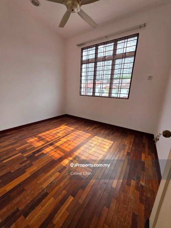 Rumah Teres 2-Tingkat untuk Dijual di Ara Damansara, Ara Damansara oleh Celine Chin - iProperty.com.my