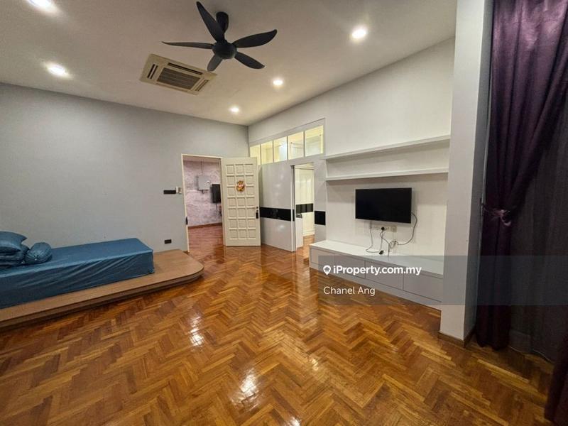 Rumah Berkembar untuk Dijual di Taman Molek, Johor Bahru oleh Chanel Ang - iProperty.com.my