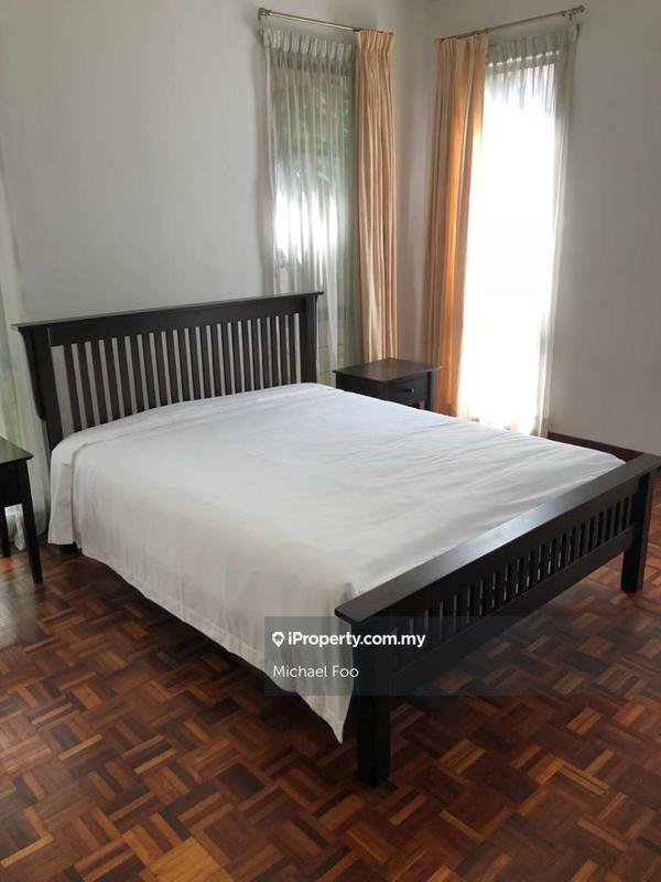 Rumah Bandar untuk Dijual di Serdang, Seri Kembangan oleh Michael Foo - iProperty.com.my