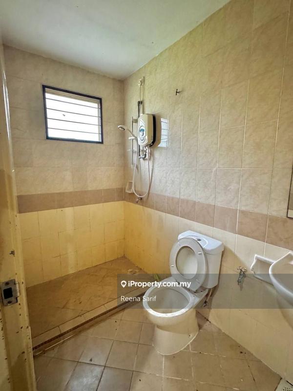 Rumah Berangkai 2 Tingkat untuk Dijual di Bukit Jelutong, Shah Alam oleh Reena Sarif - iProperty.com.my