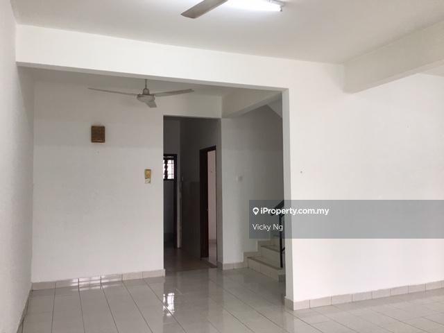 Rumah Teres 2-Tingkat untuk Dijual di Taman Puchong Tekali, Puchong oleh Vicky Ng - iProperty.com.my