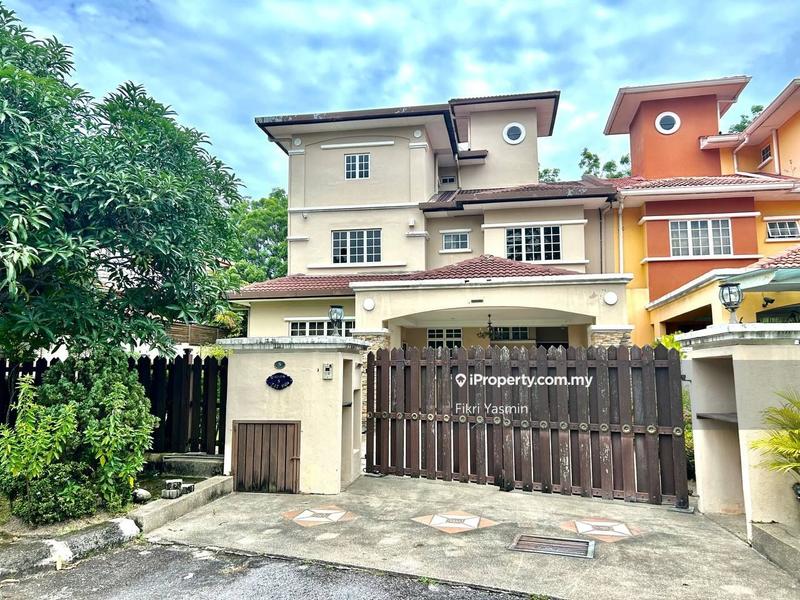 Rumah Berkembar untuk Dijual di Seksyen 7, Shah Alam oleh Fikri Yasmin - iProperty.com.my