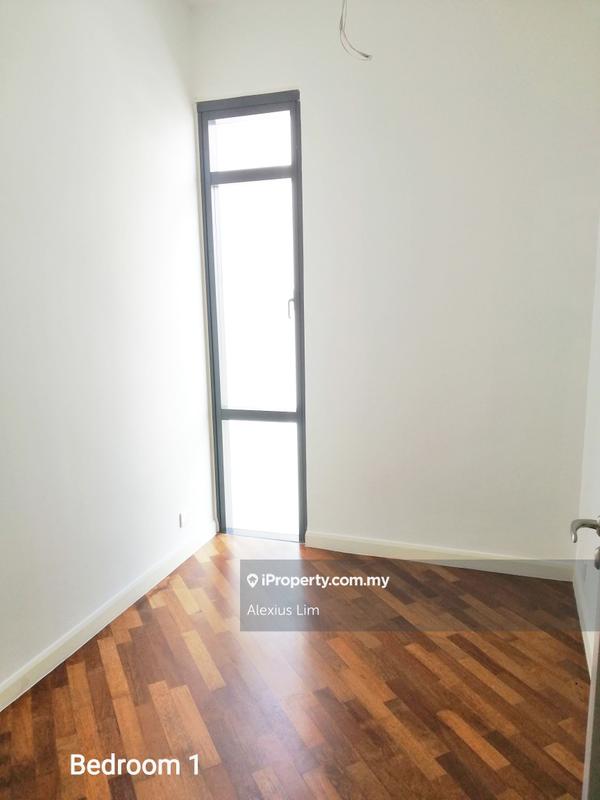 For Sale - Grand Medini