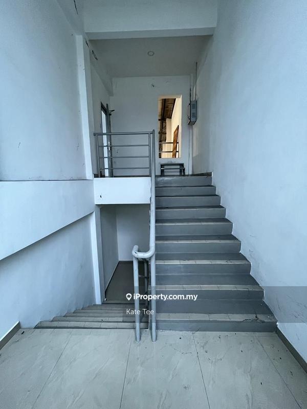 Semi-D Kilang untuk Dijual di Setia Business Park, Gelang Patah oleh Kate Tee - iProperty.com.my