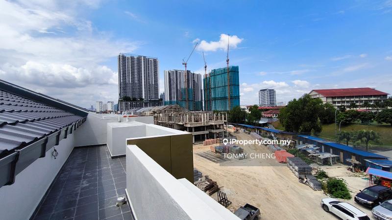 Rumah Berangkai 3 Tingkat untuk Dijual di Happy Garden, Kuchai Lama oleh TOMMY CHIENG - iProperty.com.my