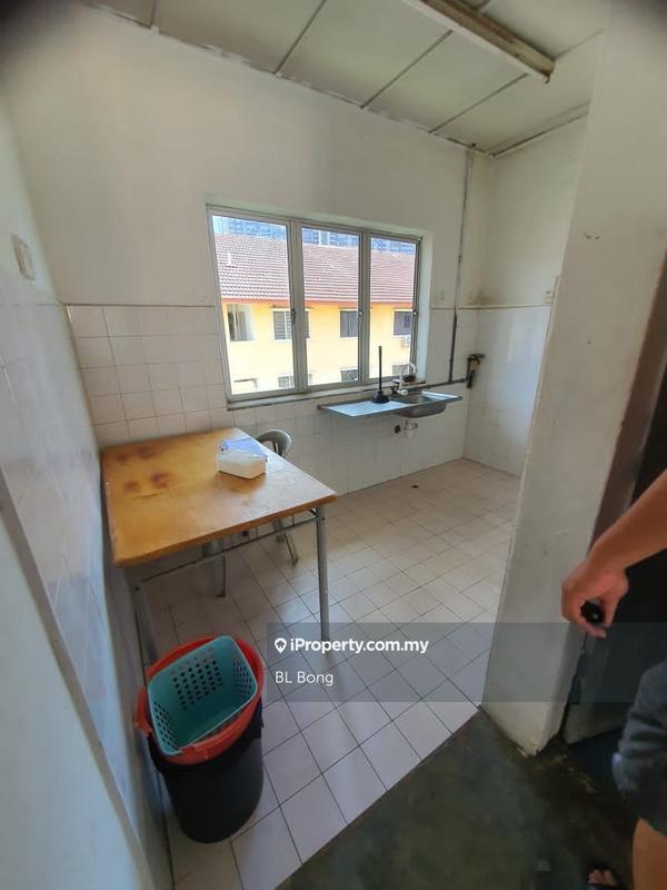 Apartment for Sale in Hilir Kota 1 by BL Bong - iProperty.com.my
