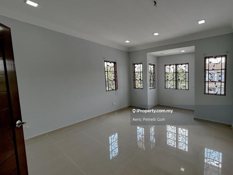 Rumah Teres 2-Tingkat untuk Dijual di Bandar Puteri Klang, Klang oleh Aeric Petrelli Goh - iProperty.com.my