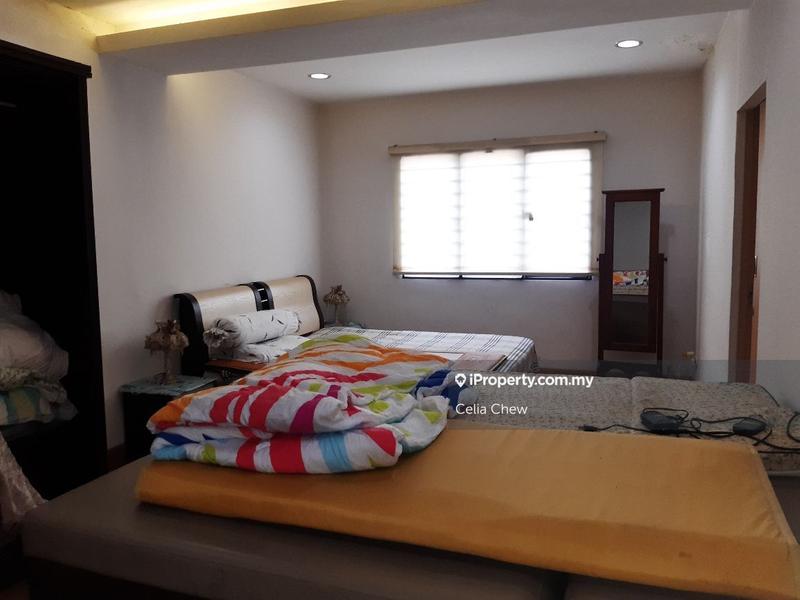 Bungalow House for Sale in Bandar Baru Klang, Klang by Celia Chew - iProperty.com.my