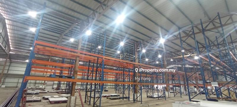 For Rent - 25K ft² Warehouse For Rent @ Tanjung Minyak Bukit Rambai