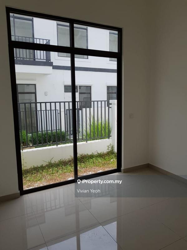 Rumah Teres 2-Tingkat untuk Dijual di Eco Grandeur, Puncak Alam oleh Vivian Yeoh - iProperty.com.my