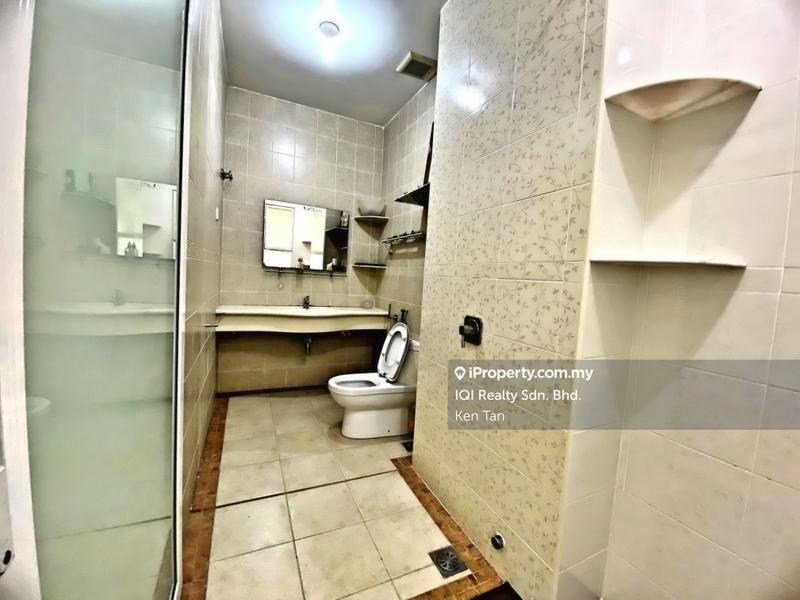 Rumah Berkembar untuk Dijual di Seksyen 9, Kota Damansara oleh Ken Tan - iProperty.com.my