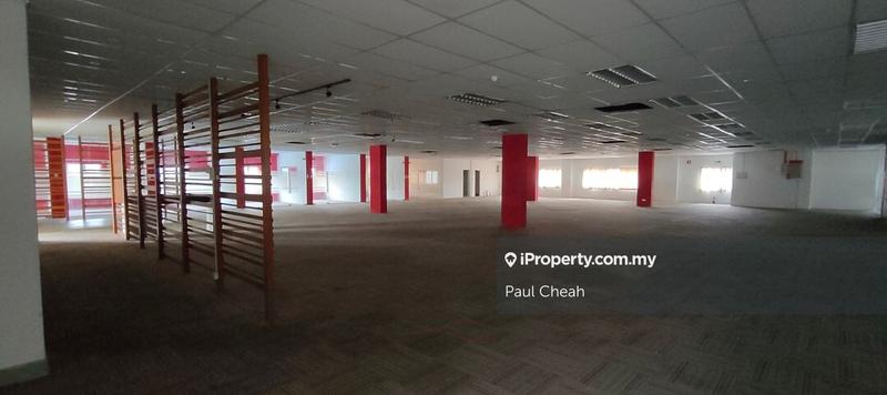 For Rent - Huge Warehouse and Factory For Rent in Kota Damansara, Petaling Jaya.