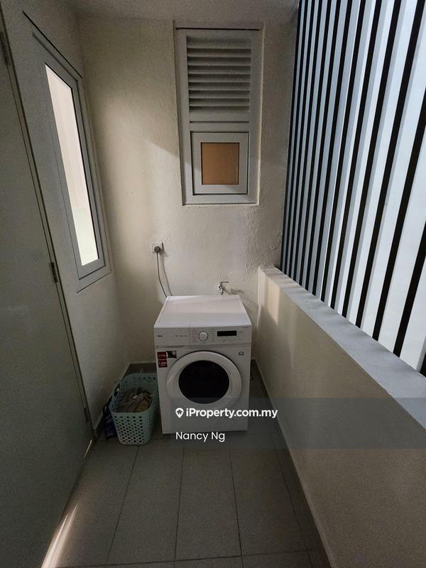 Service Residence for Sale in Met 1 Residences by Nancy Ng - Balcony - iProperty.com.my