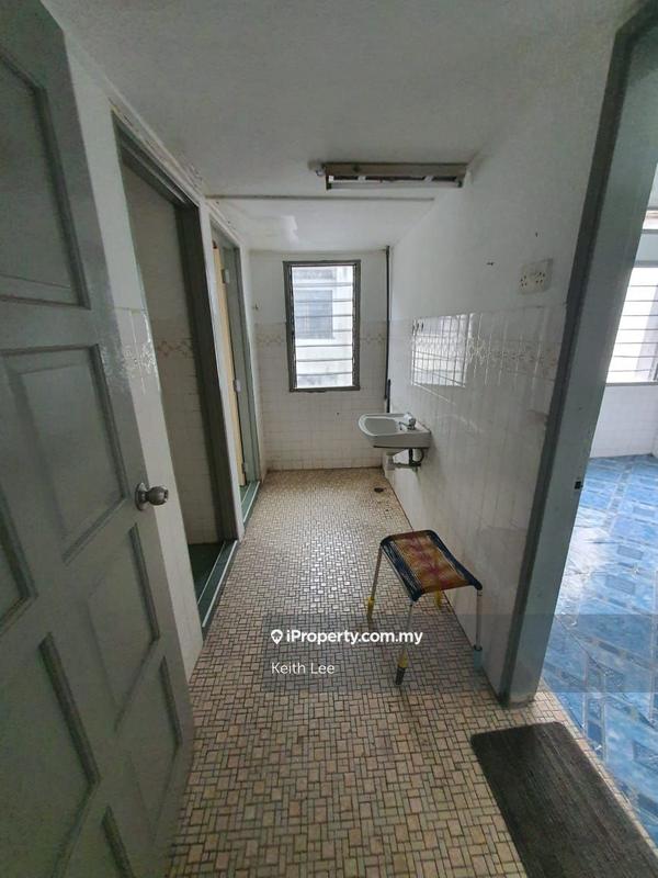 Shop-Office for Sale in Taman Maluri 4 Storey Shop Office For Sell, Cheras by Keith Lee - iProperty.com.my