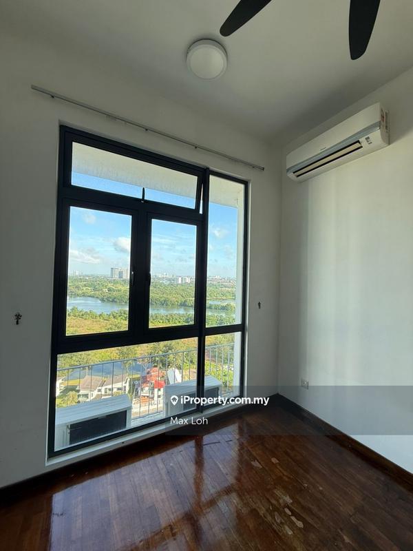 For Sale - Crescent Bay Suites (Teluk Bayu)