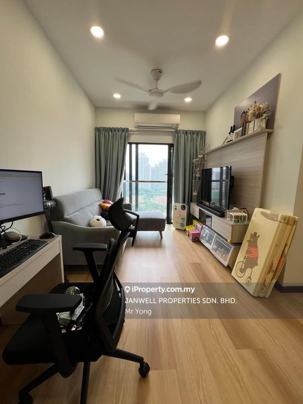 Kediaman Servis untuk Dijual di VIM 3 @ Desa Park North oleh Ethan Yong - iProperty.com.my