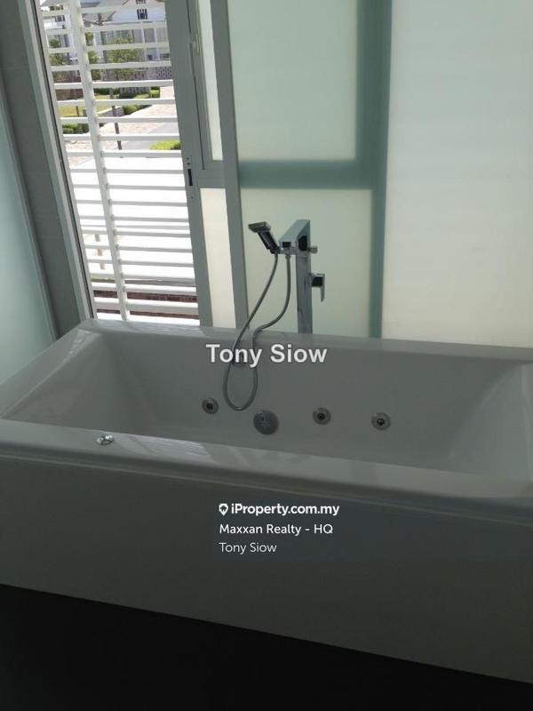 Bungalow House for Sale in Seri Pilmoor, Ara Damansara by Tony Siow - iProperty.com.my