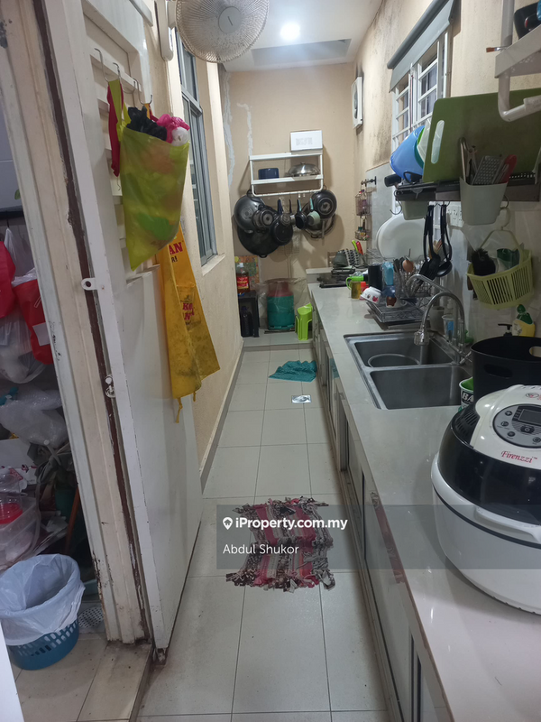 Rumah Berangkai 2.5 Tingkat untuk Dijual di Taman Damai Utama, Bandar Kinrara oleh Abdul Shukor - iProperty.com.my