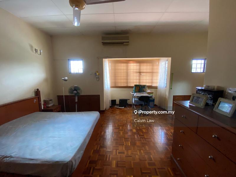 Rumah Berangkai 2 Tingkat untuk Dijual di Bandar Utama 10, Bandar Utama oleh Calvin Law - iProperty.com.my