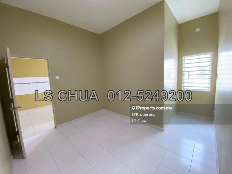 Rumah Berangkai 2 Tingkat untuk Dijual di 6era0, Kepala Batas oleh LS Chua - iProperty.com.my
