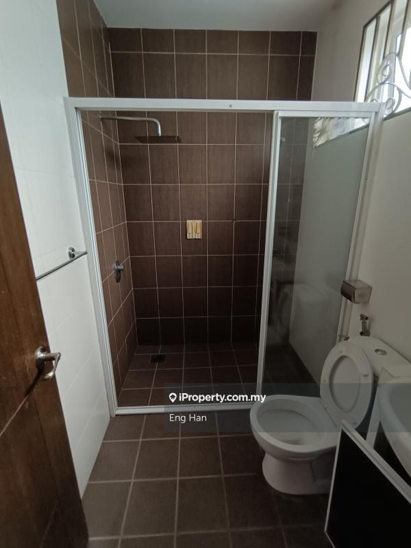 Bungalow House for Sale in Taman Overseas Union (Taman Oug), Jalan Klang Lama (Old Klang Road) by Eng Han - iProperty.com.my