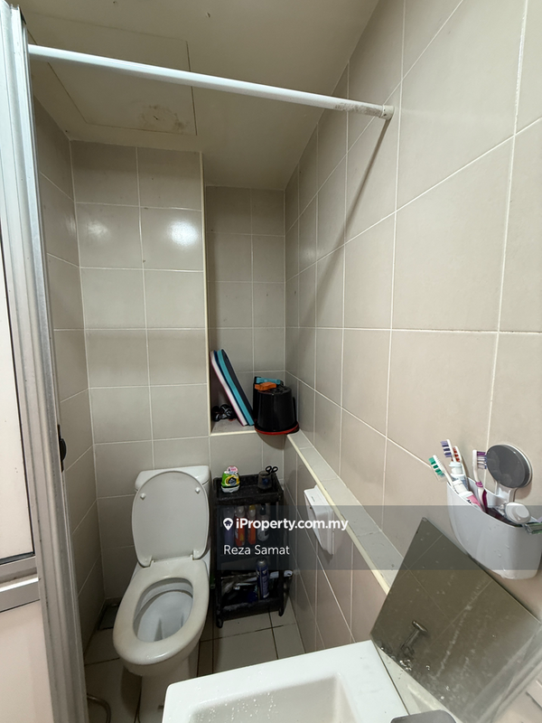 Service Residence for Sale in Suria Jelutong by Reza Samat - iProperty.com.my