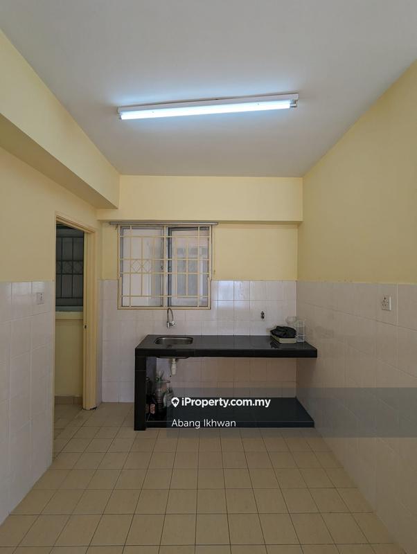 Condominium for Sale in Warisan City View by Abang Ikhwan - iProperty.com.my