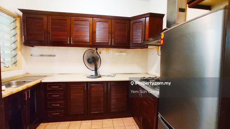 For Sale - Crystal Tower (Pangsapuri Kristal)