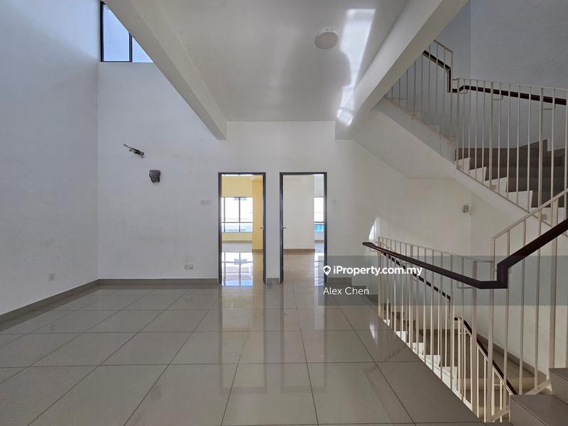 3-storey Terraced House for Sale in Sungai Long, Bandar Sungai Long by Alex Chen - iProperty.com.my