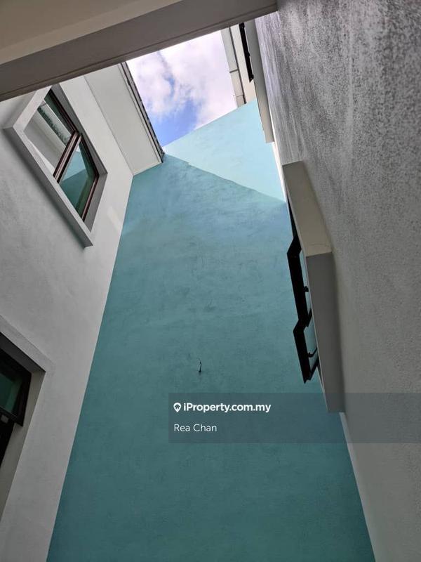 Rumah Berkembar untuk Dijual di Taman Seri Tanjong Gelam, Tanjong Kling oleh Rea Chan - iProperty.com.my