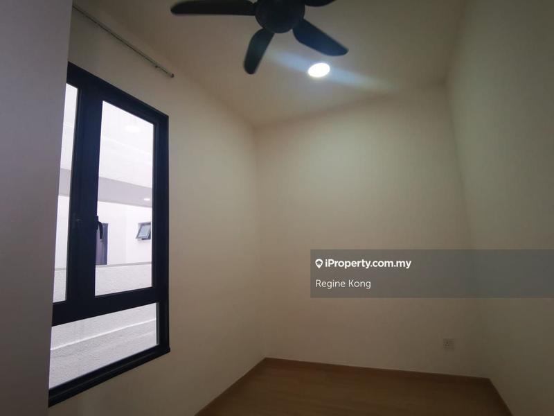 Kediaman Servis untuk Dijual di Tuan Residency oleh Regine Kong - iProperty.com.my