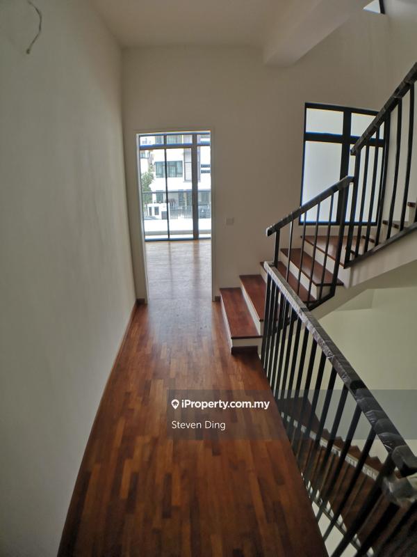 Semi-Detached House for Sale in Setia Utama, Setia Alam by Steven Ding - iProperty.com.my