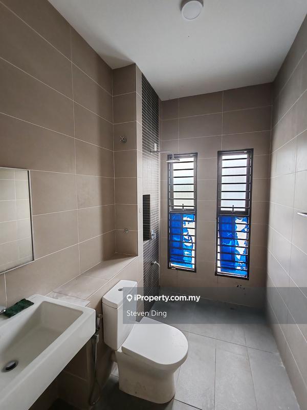 Rumah Berangkai 2 Tingkat untuk Dijual di Bandar Bukit Raja, Klang oleh Steven Ding - iProperty.com.my