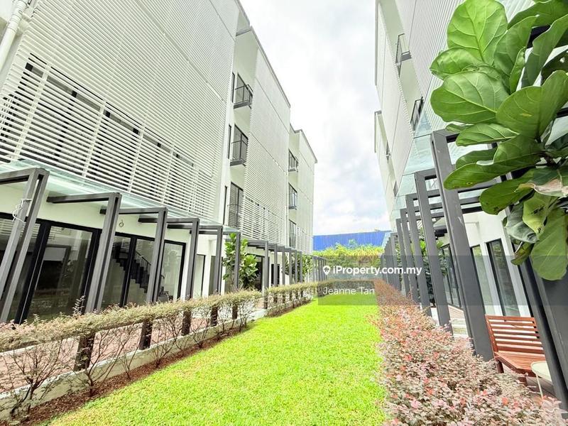 Townhouse for Rent in Kampung Sungai Kayu Ara, Petaling Jaya by Jeanne Tan - iProperty.com.my
