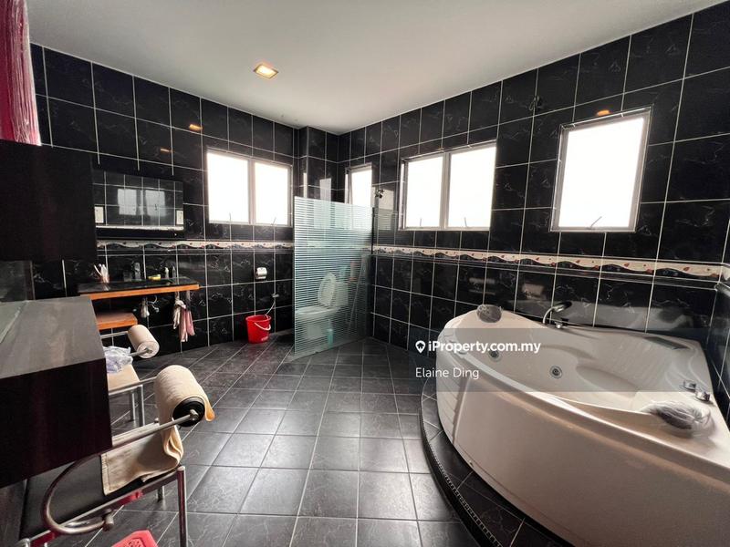 Banglo untuk Dijual di Country Heights, Kajang oleh Elaine Ding - iProperty.com.my