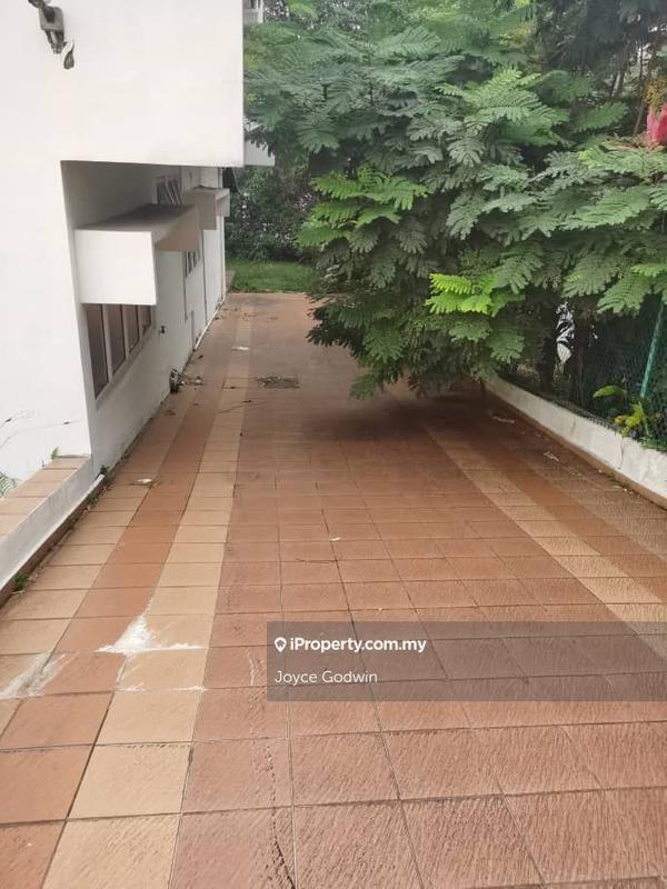 Rumah Berkembar untuk Dijual di Taman Lucky, Bangsar oleh Joyce Godwin - iProperty.com.my