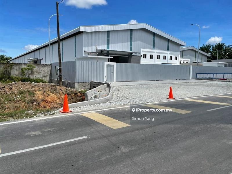 Warehouse for Sale in Kampung Teluk Mengkuang, Telok Panglima Garang by Simon Yang - iProperty.com.my