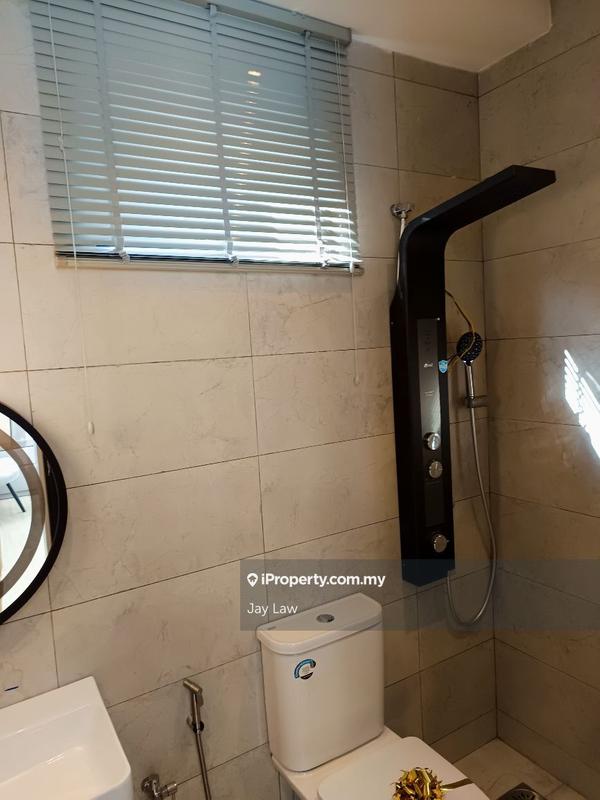 Townhouse for Sale in Kuching, Sarawak by Jay Law - iProperty.com.my