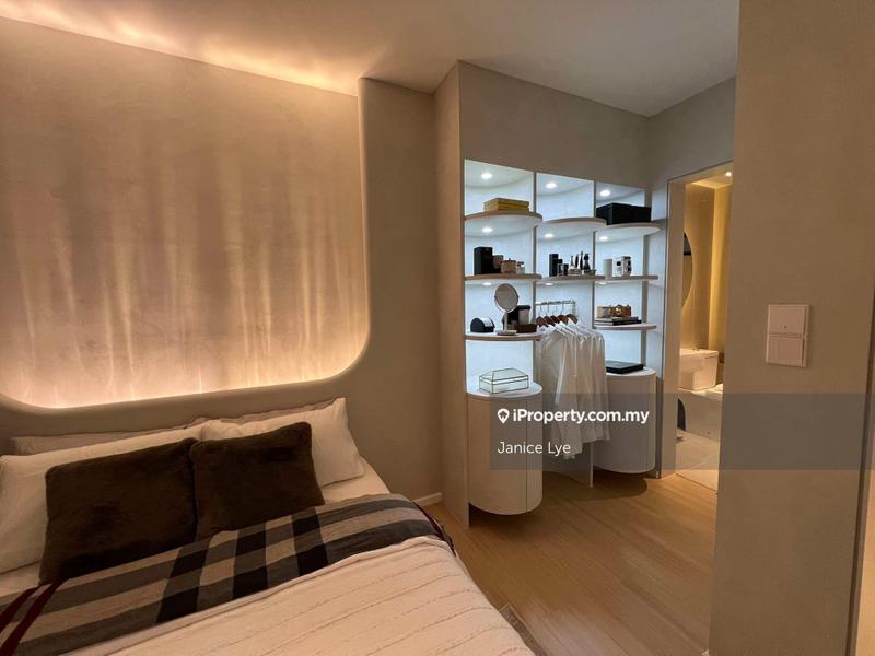 Kediaman Servis untuk Dijual di M Azura oleh Janice Lye - iProperty.com.my
